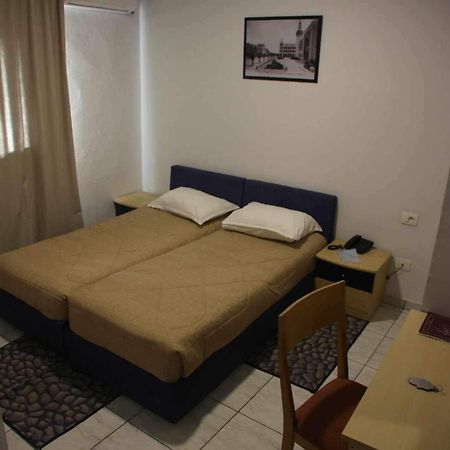 Hotel Amine Szfaksz Kültér fotó