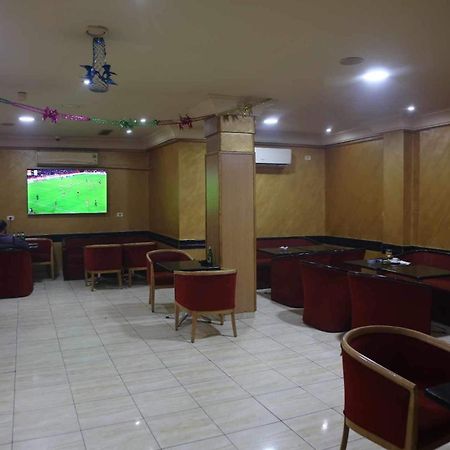 Hotel Amine Szfaksz Kültér fotó