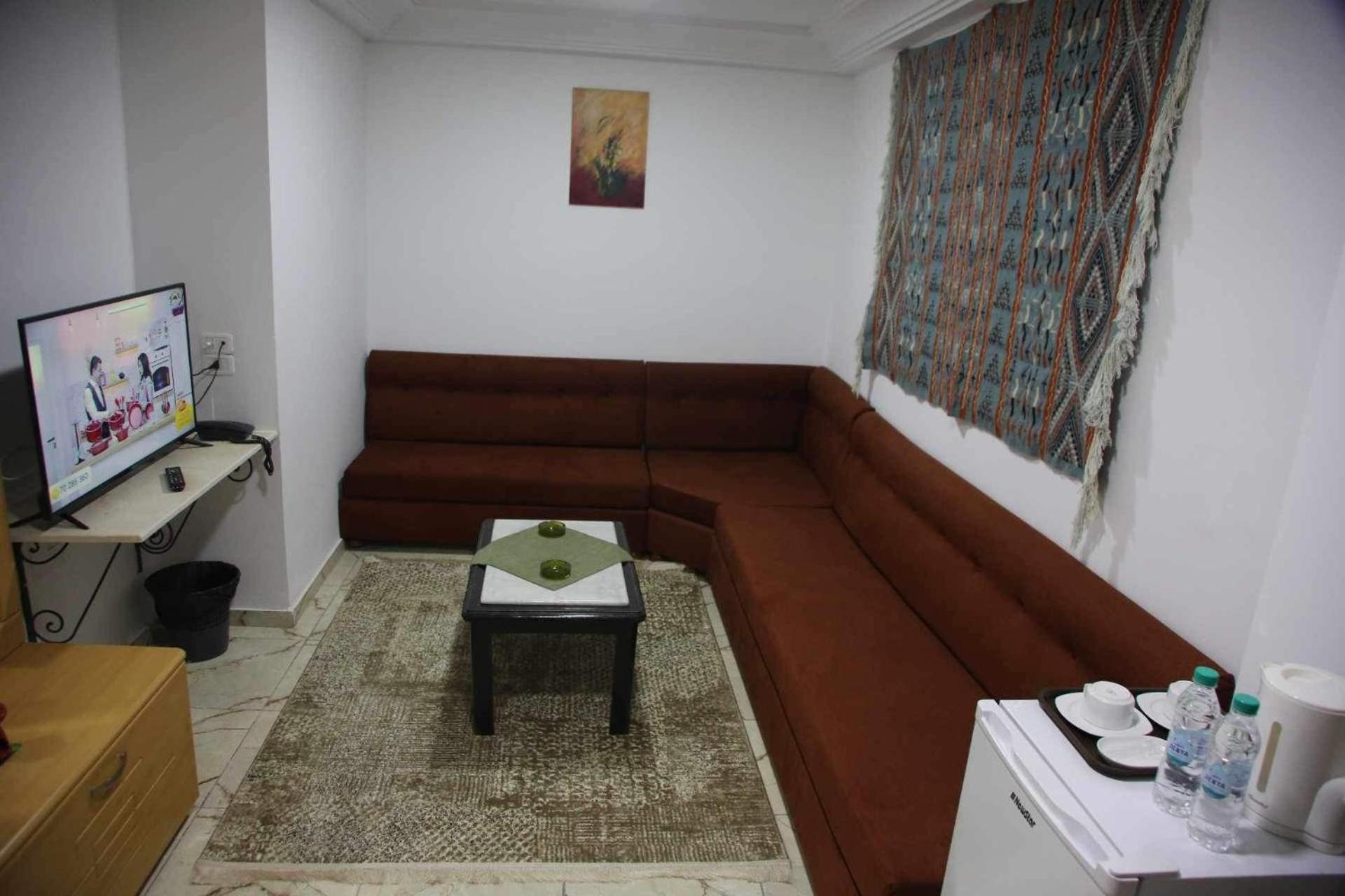 Hotel Amine Szfaksz Kültér fotó